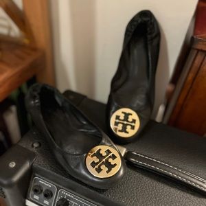 Used Tory Burch black flats